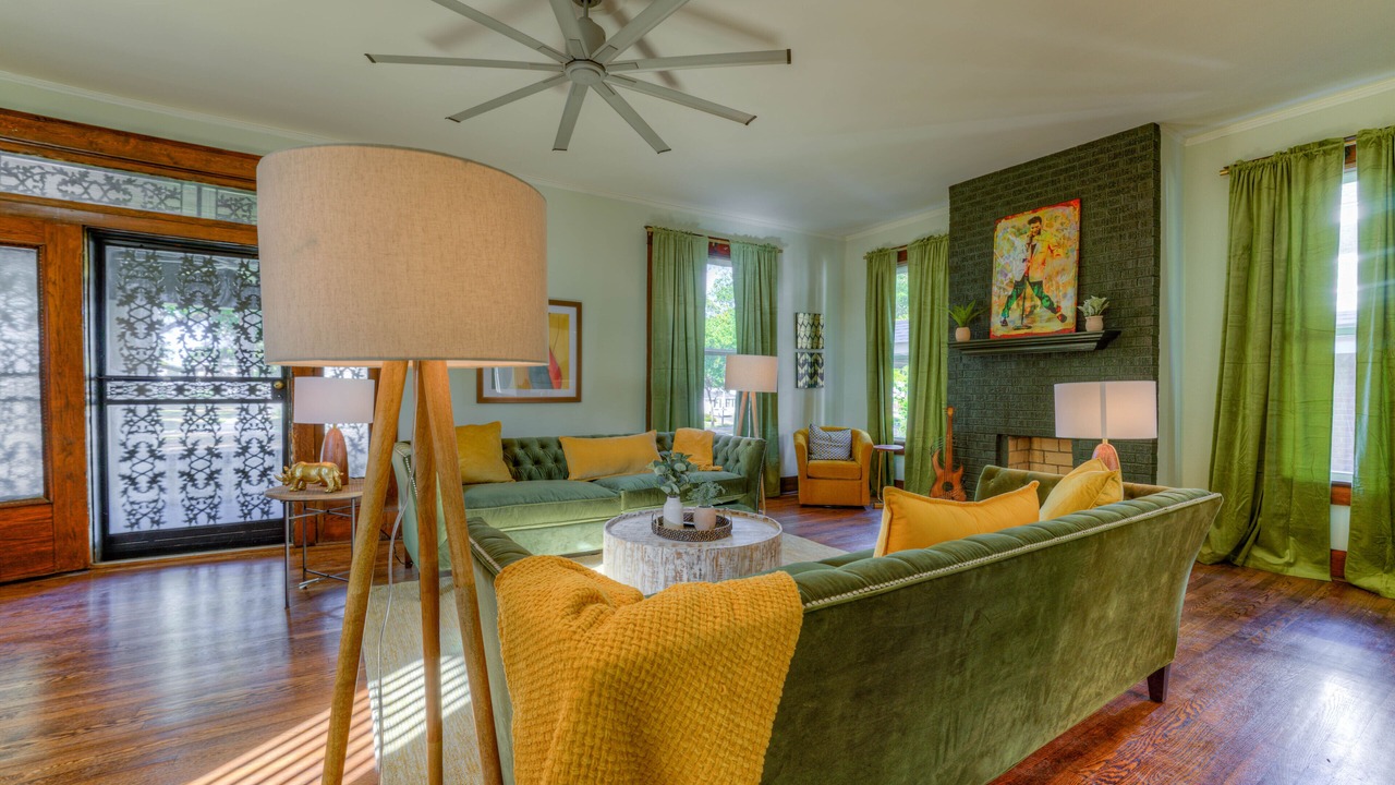 Photo of Livingroom in Memphis