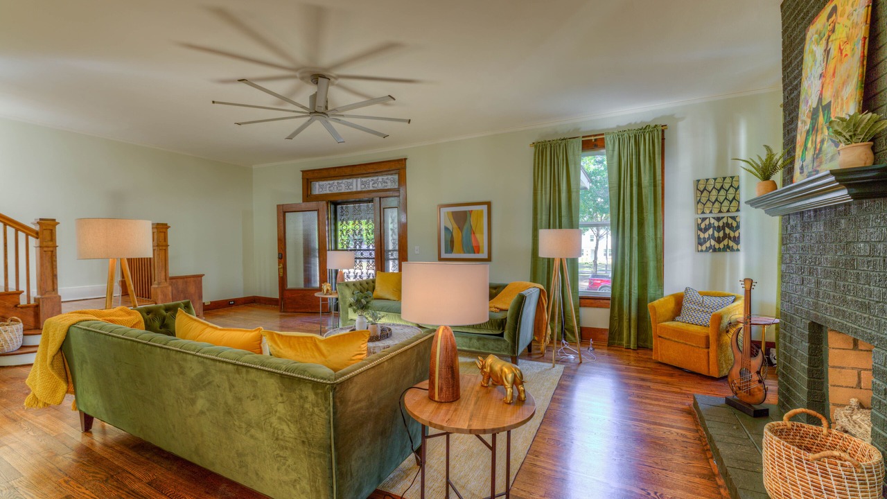 Photo of Livingroom in Memphis
