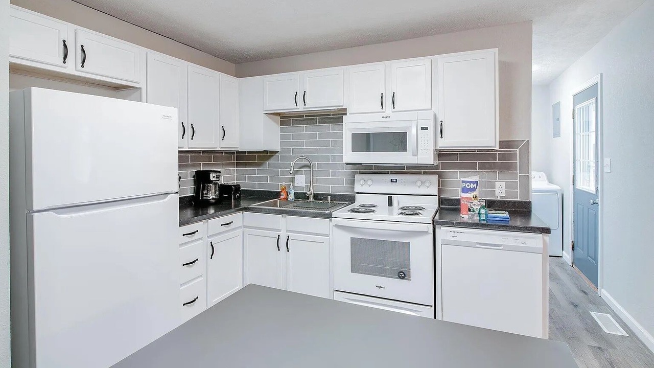 Photo of Kitchen in Hemlock