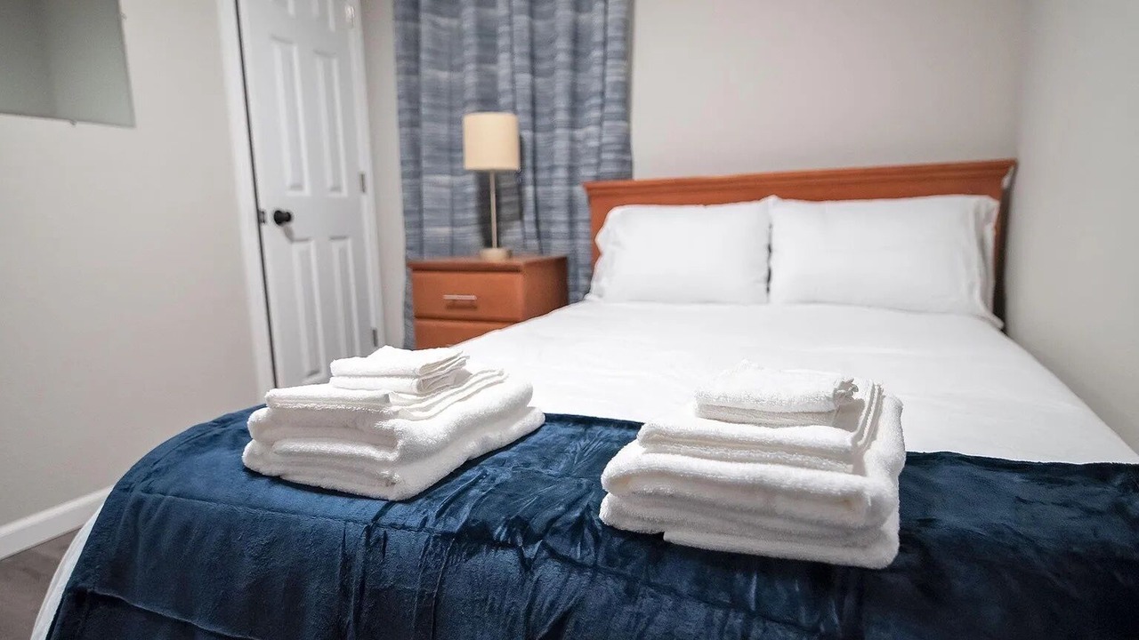 Photo of Bedroom in Hemlock