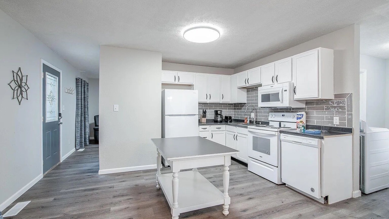 Photo of Kitchen in Hemlock