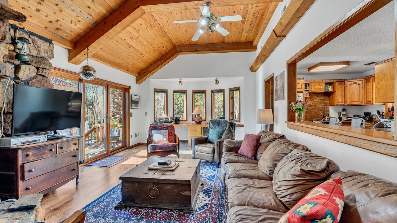 Photo of Bedroom in Giles County