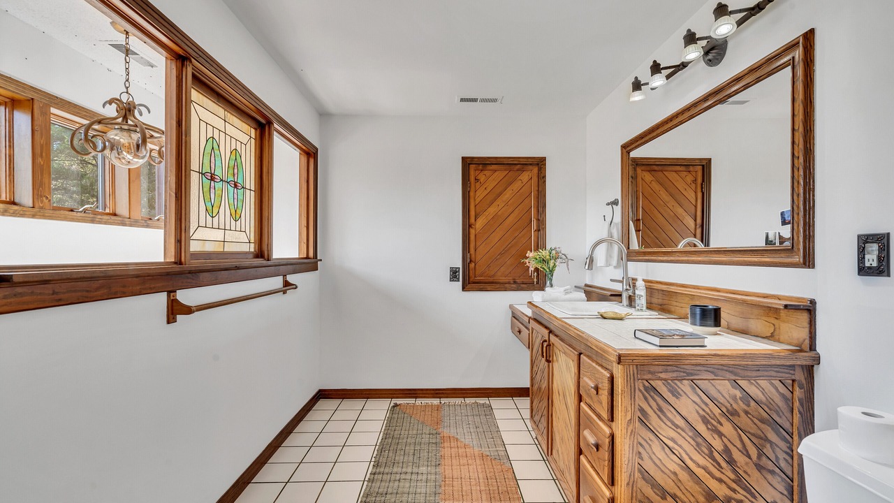 Photo of Bathroom in Giles County
