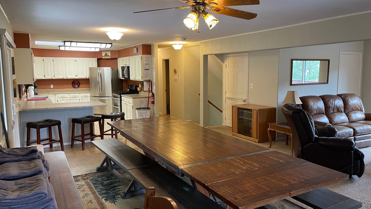 Photo of Livingroom in Idaho Springs