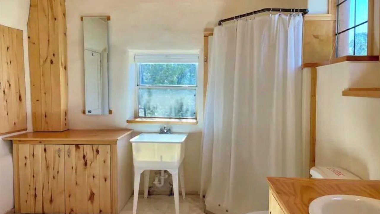 Photo of Bathroom in Carson