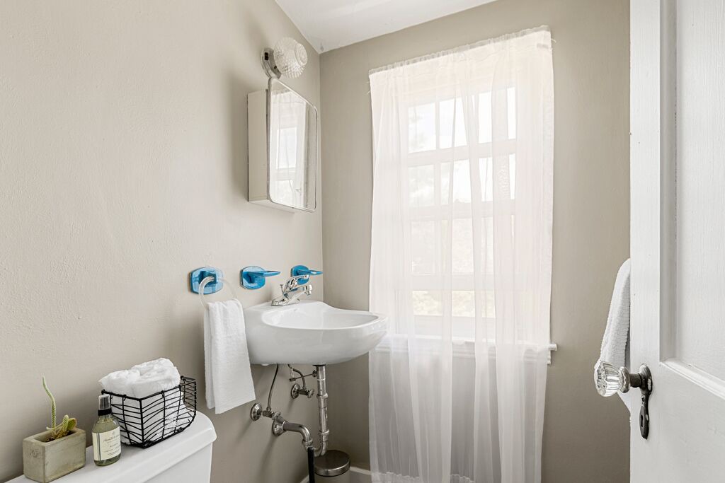 Photo of Bathroom in Dicken