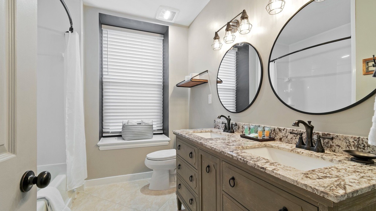 Photo of Bathroom in Downtown Nashville