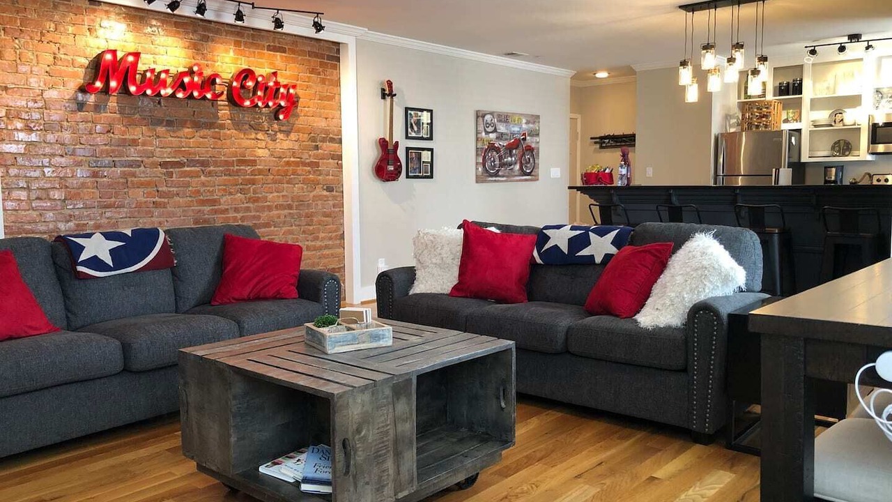 Photo of Livingroom in Downtown Nashville