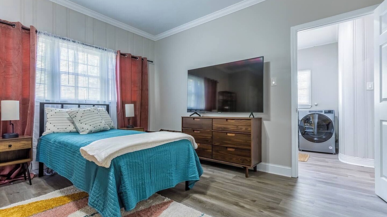 Photo of Bedroom in Crosstown
