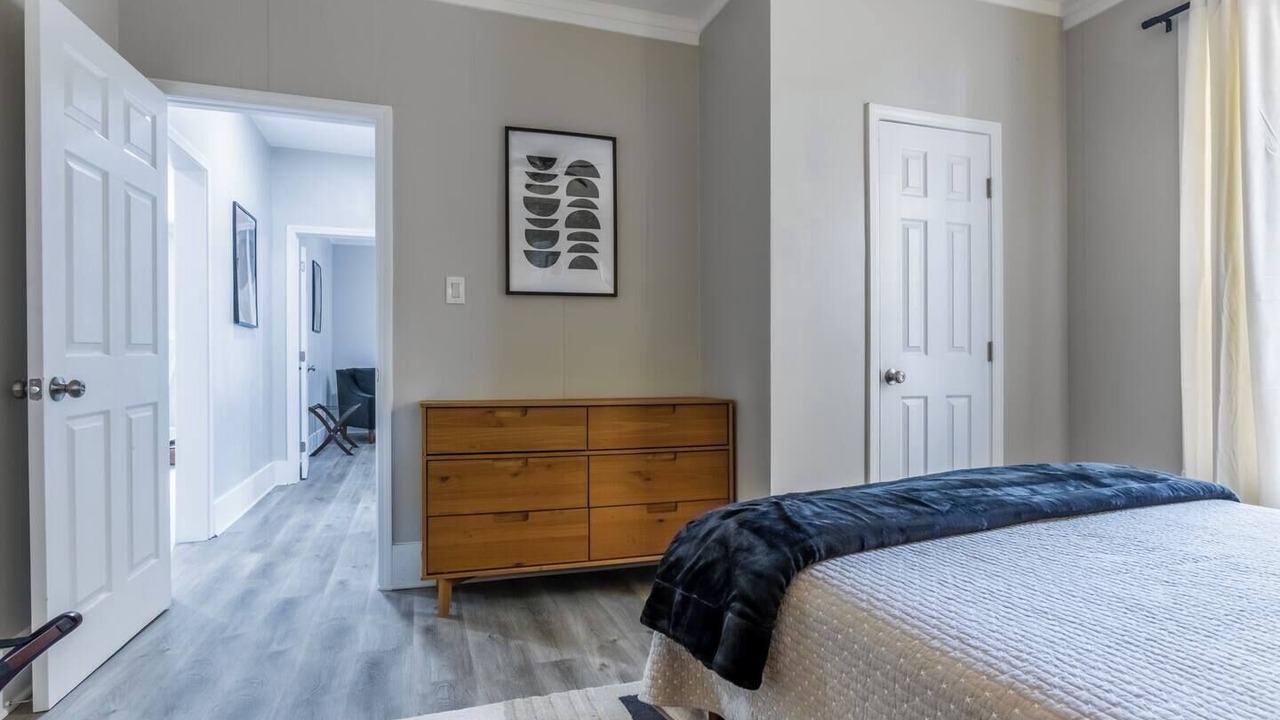 Photo of Bedroom in Crosstown