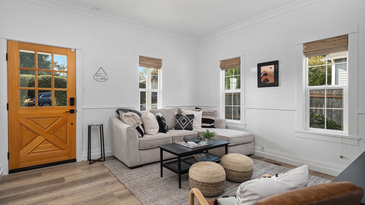 Photo of Livingroom in Carlton