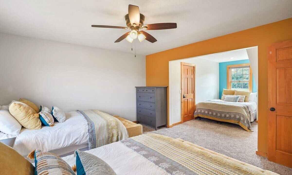 Photo of Bedroom in Logan