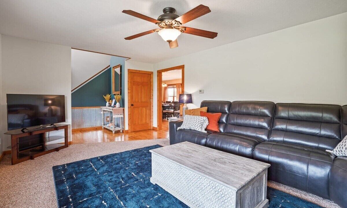 Photo of Livingroom in Logan