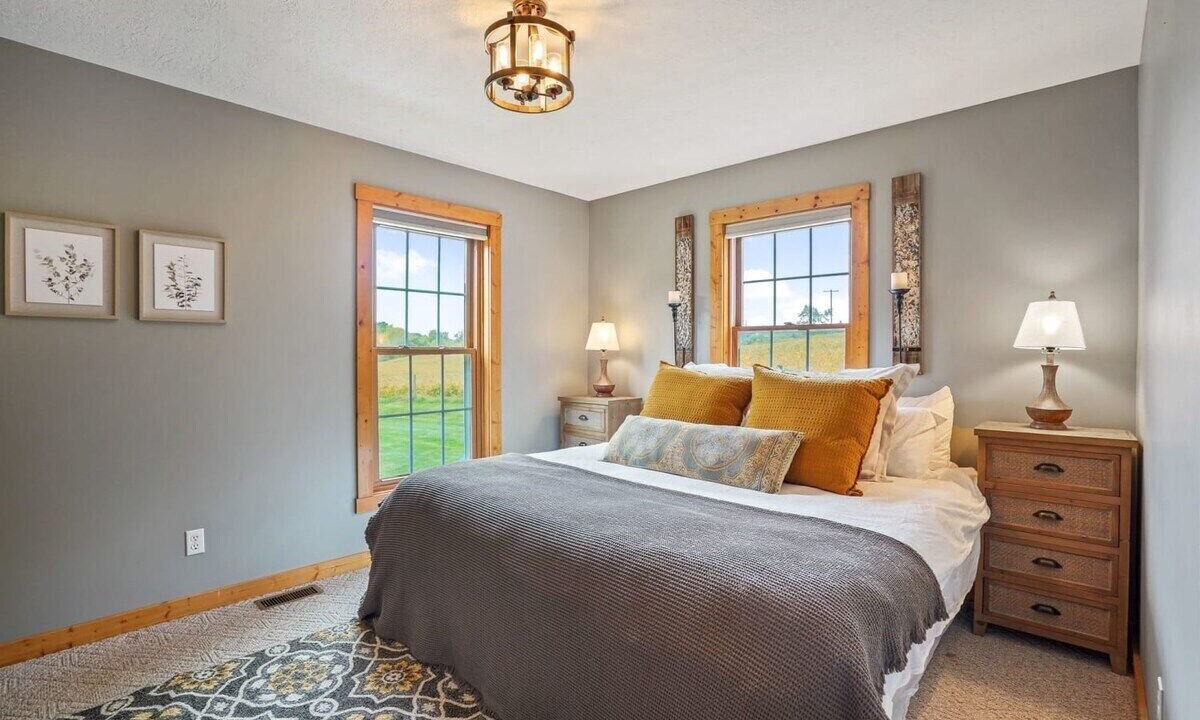Photo of Bedroom in Logan