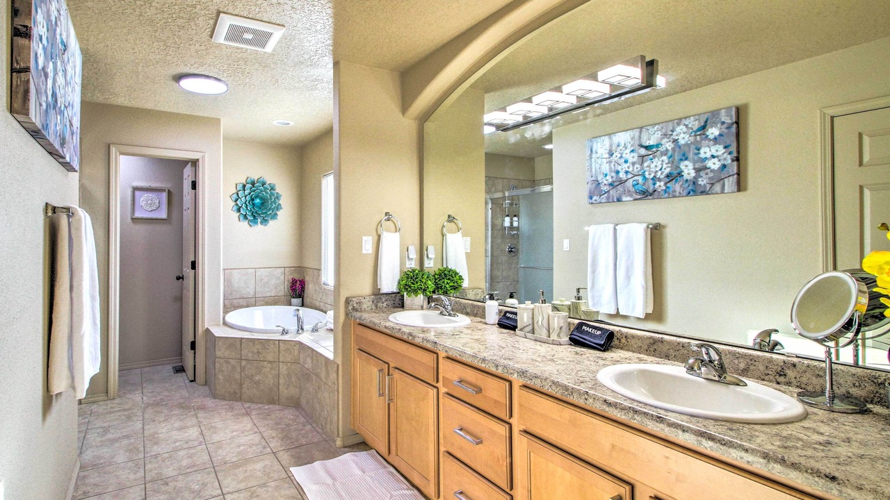 Photo of Bathroom in Mesa Del Sol Innovation Park
