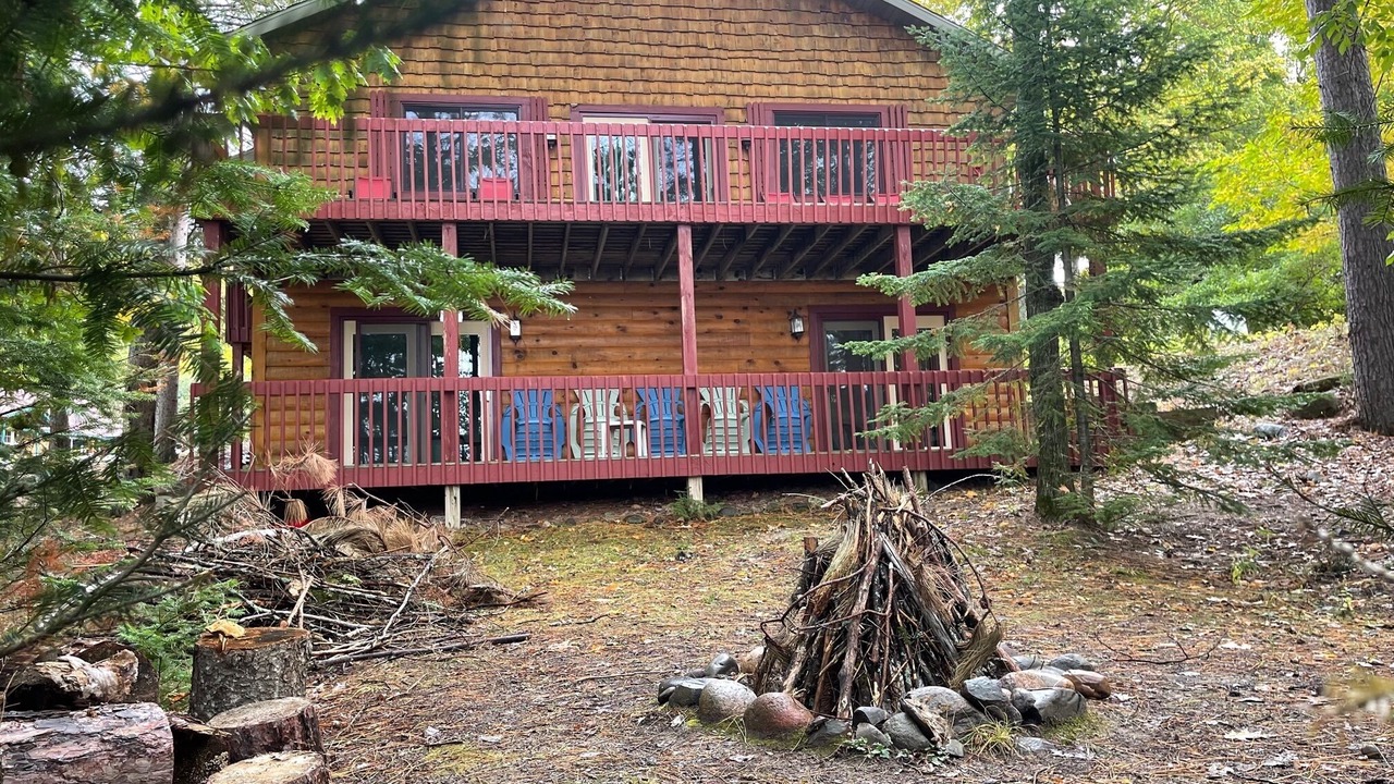 Photo of Livingroom in Iron River