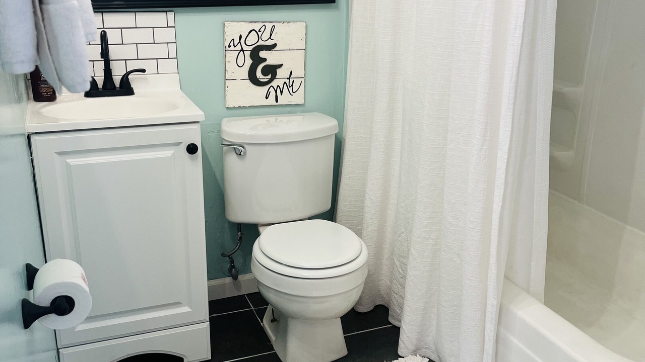 Photo of Bathroom in Dupont