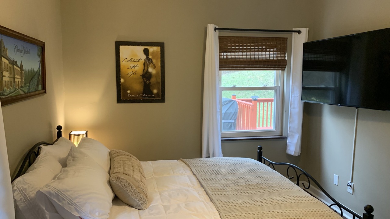 Photo of Bedroom in Mount Lookout
