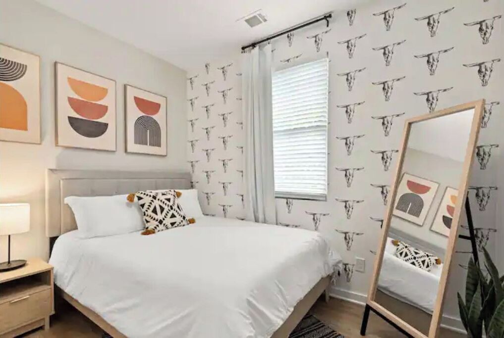 Photo of Bedroom in Hadley - Washington