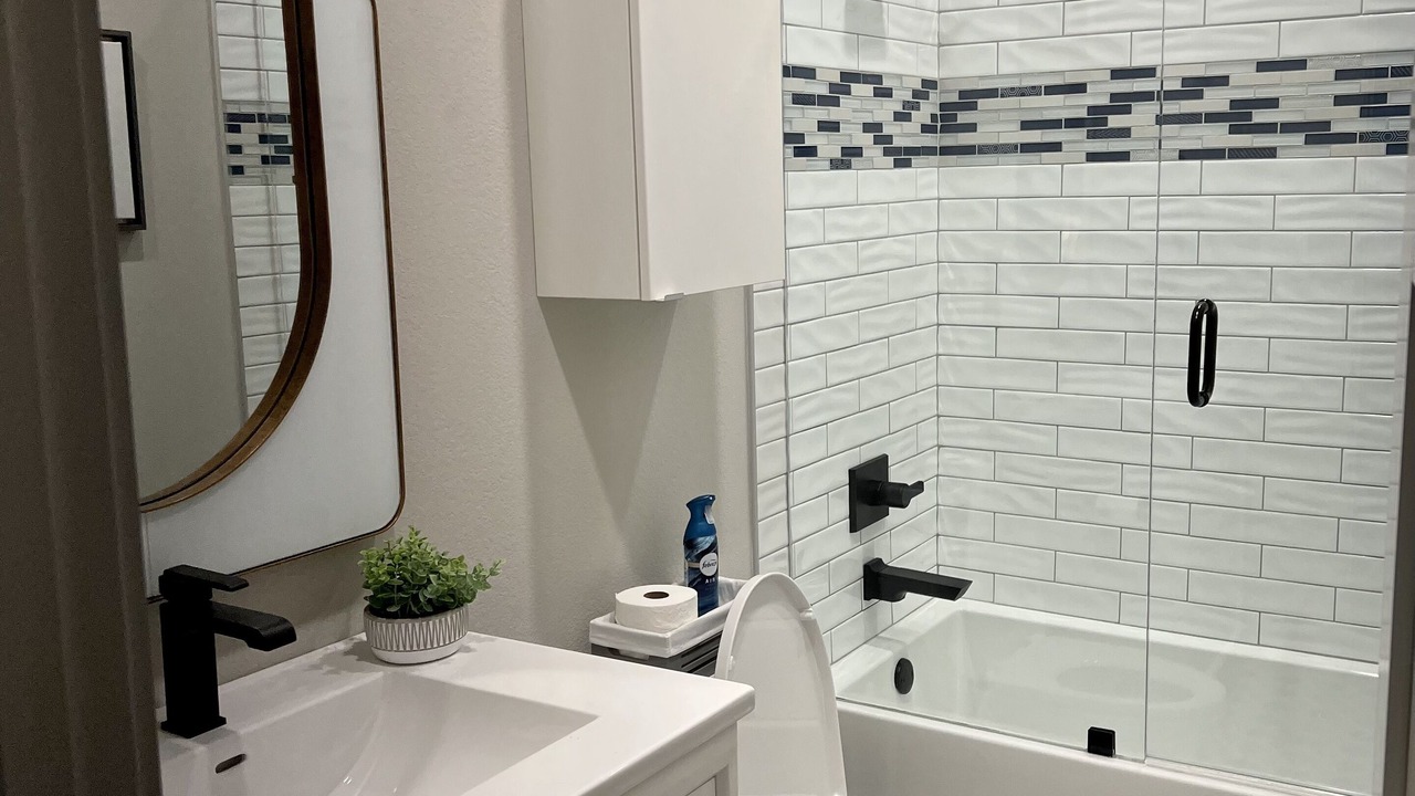 Photo of Bathroom in Graford