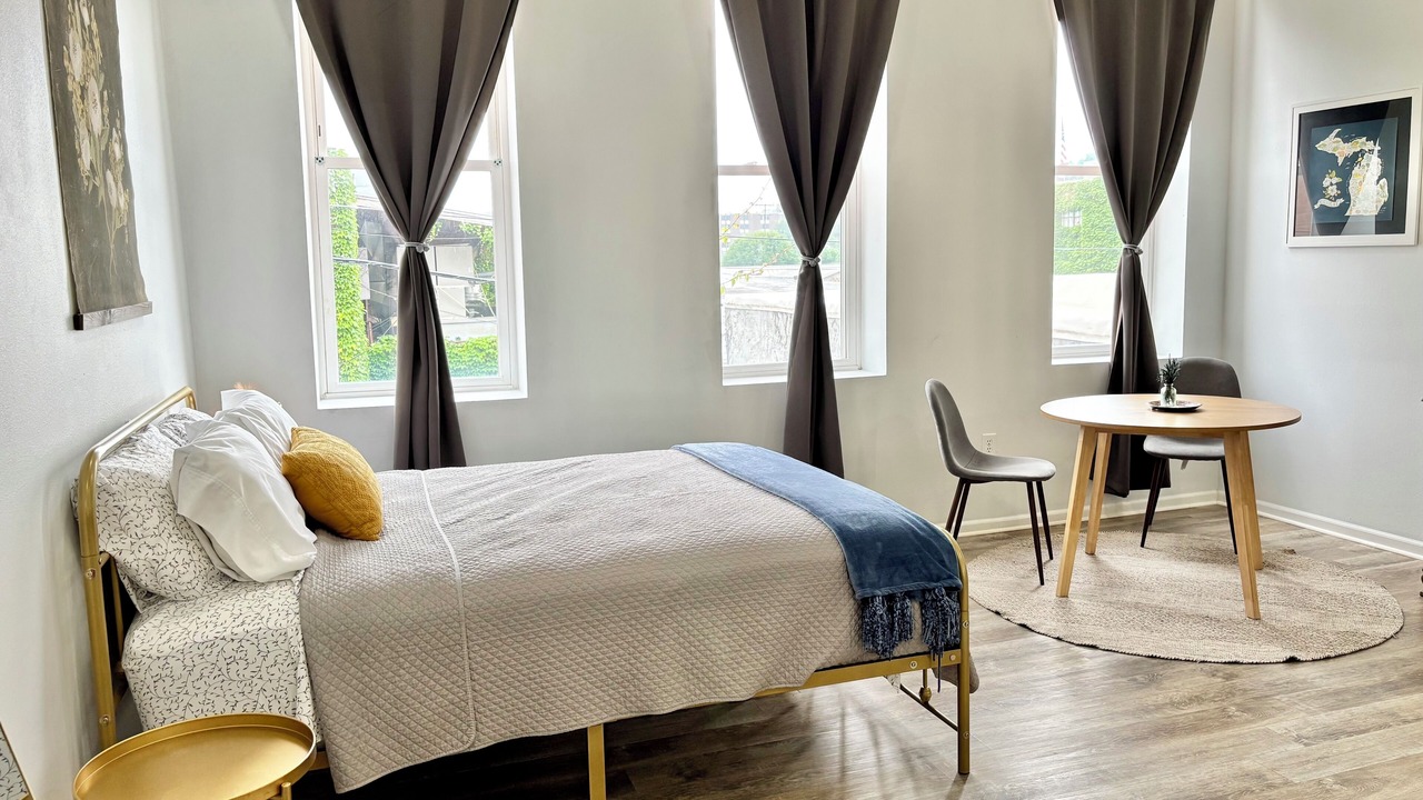Photo of Bedroom in Niles