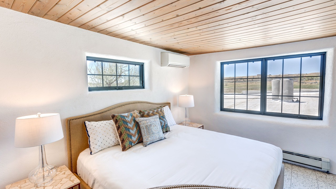 Photo of Bedroom in Taos