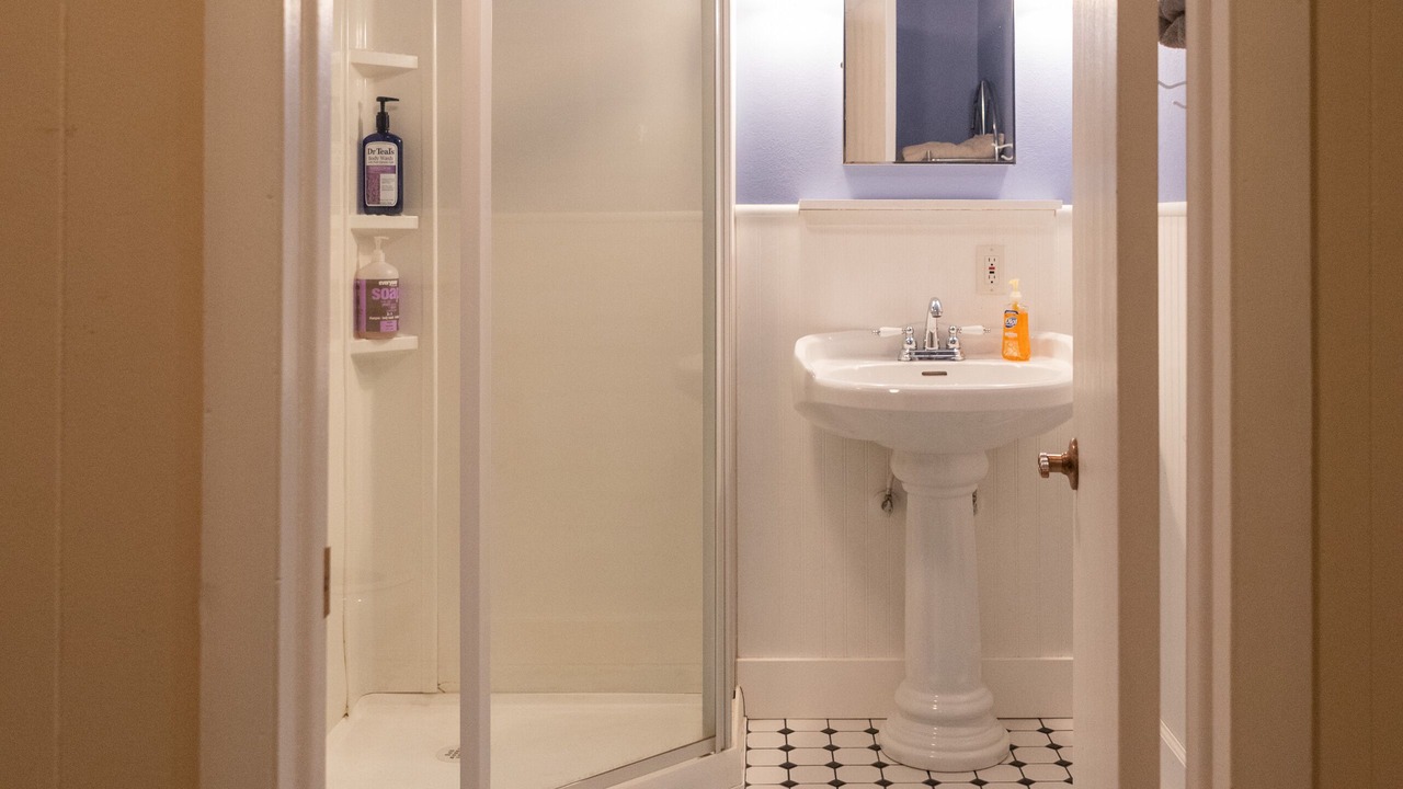 Photo of Bathroom in Arvada