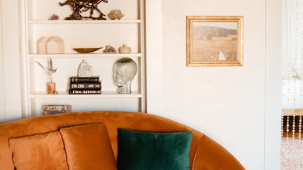 Photo of Livingroom in Sawmill Area