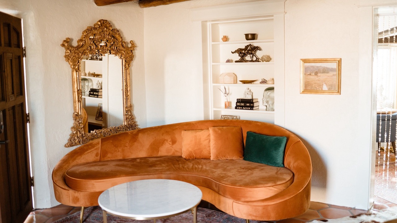 Photo of Livingroom in Sawmill Area