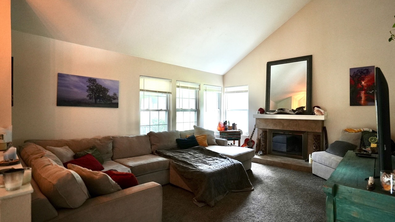 Photo of Livingroom in Arvada