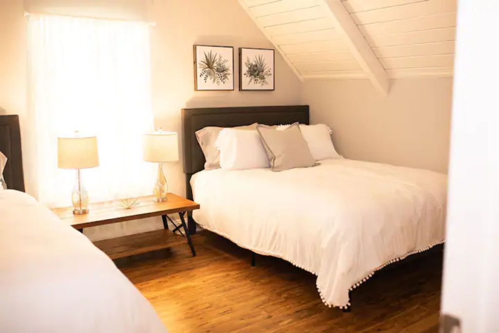 Photo of Bedroom in Athens - Sweetwater