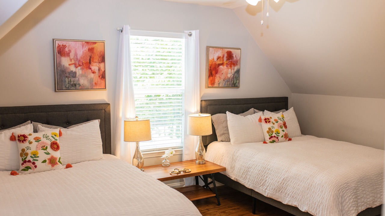 Photo of Bedroom in Athens - Sweetwater