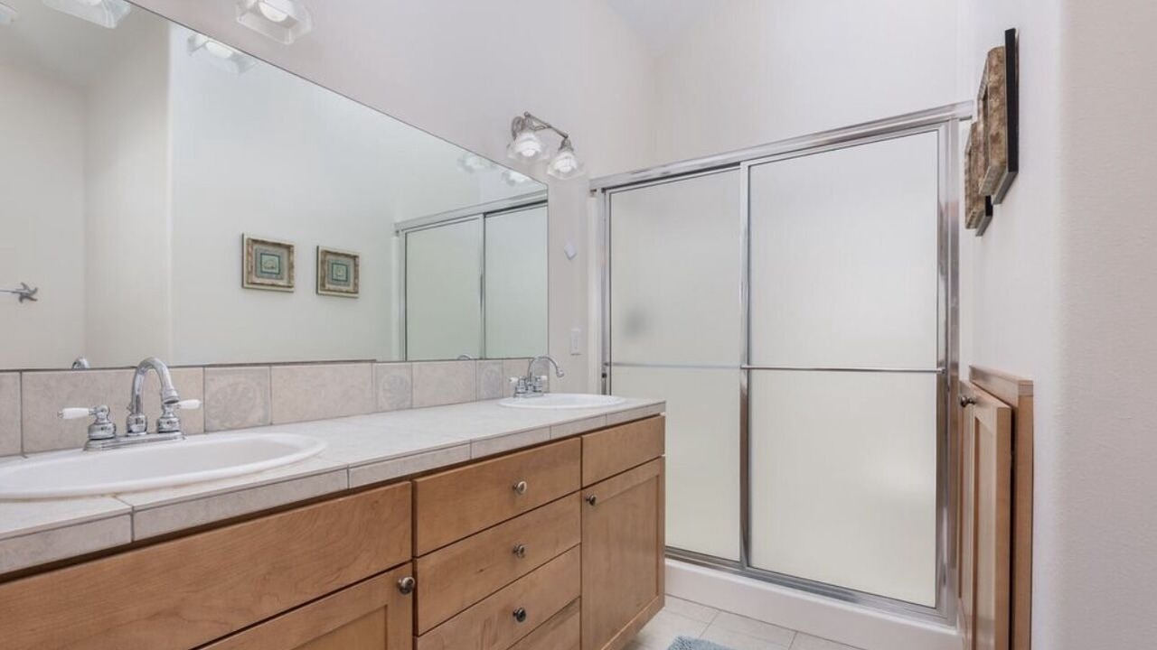 Photo of Bathroom in Neskowin