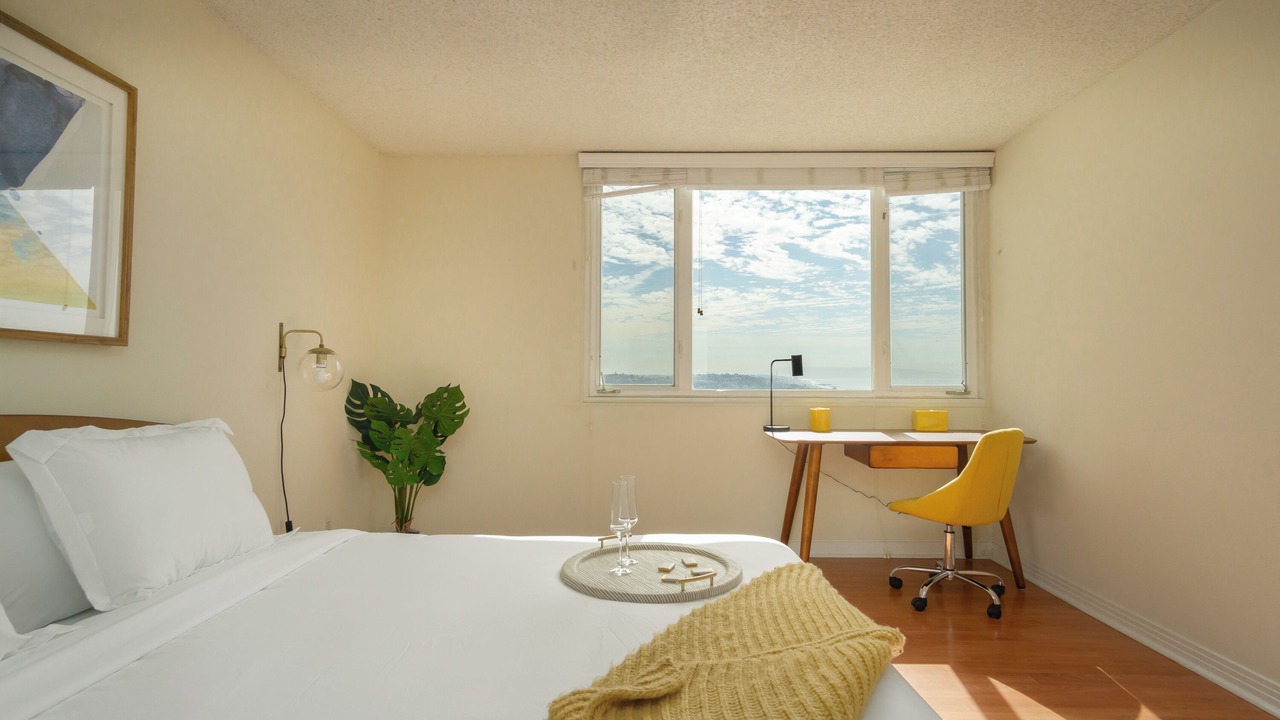 Photo of Bedroom in Marina Peninsula
