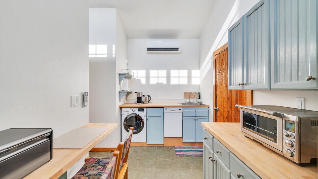 Photo of Kitchen in Sagaponack