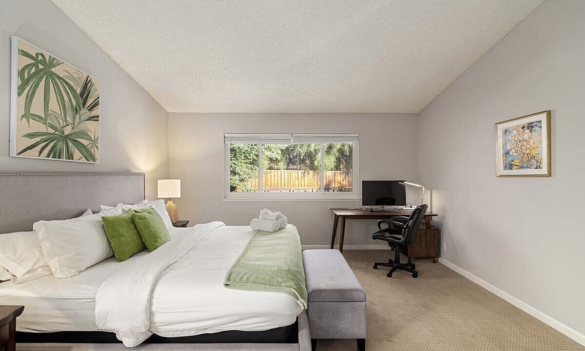 Photo of Bedroom in Noble