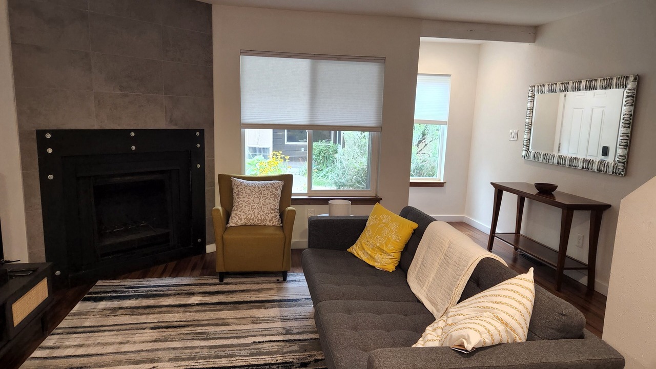 Photo of Livingroom in Panorama Heights