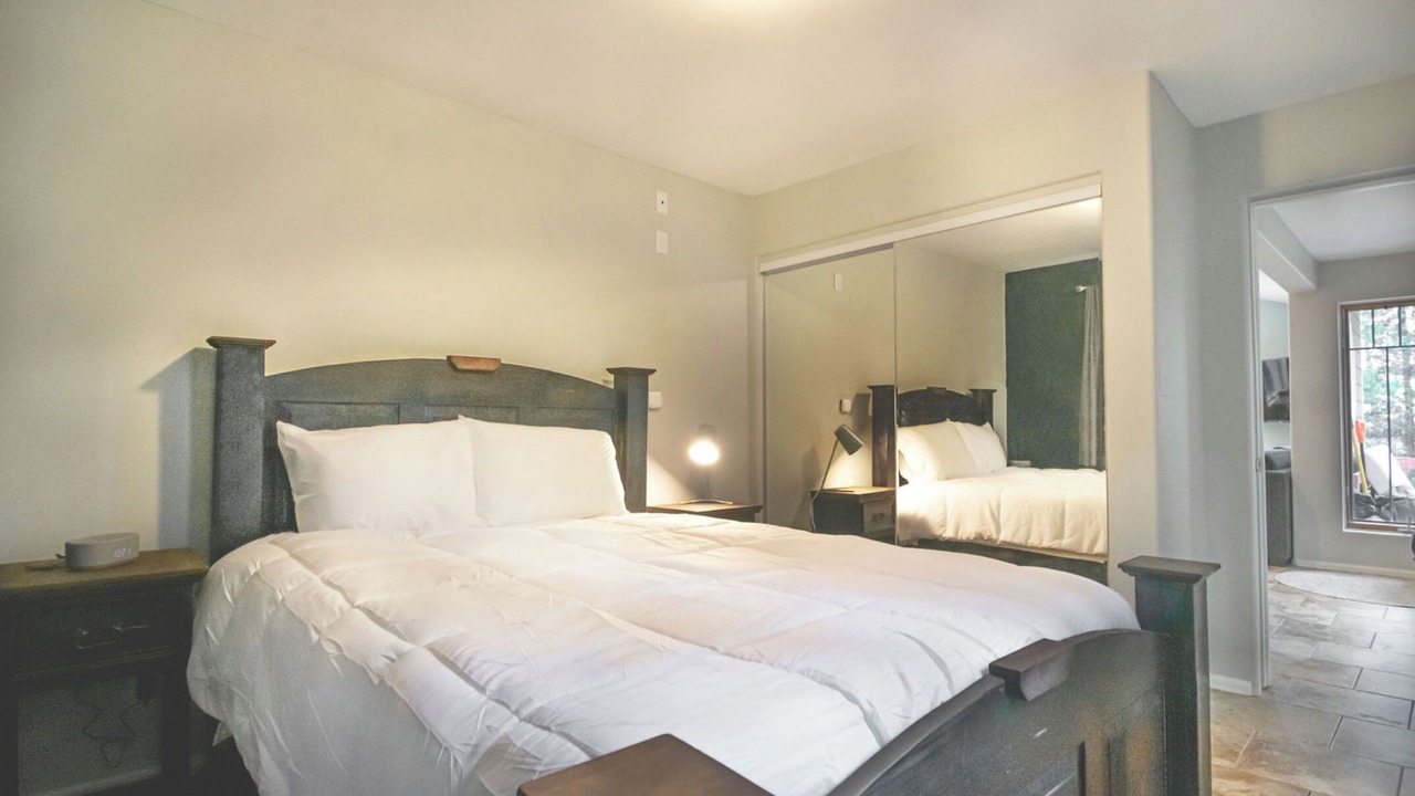 Photo of Bedroom in Saint Mary's