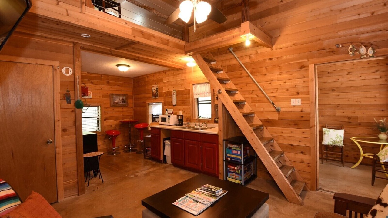 Photo of Livingroom in Utopia