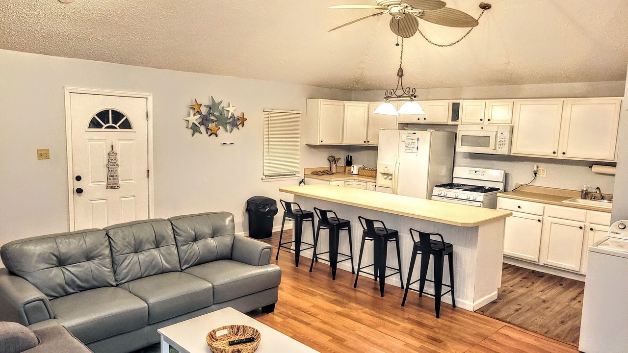 Photo of Livingroom in Somers Point