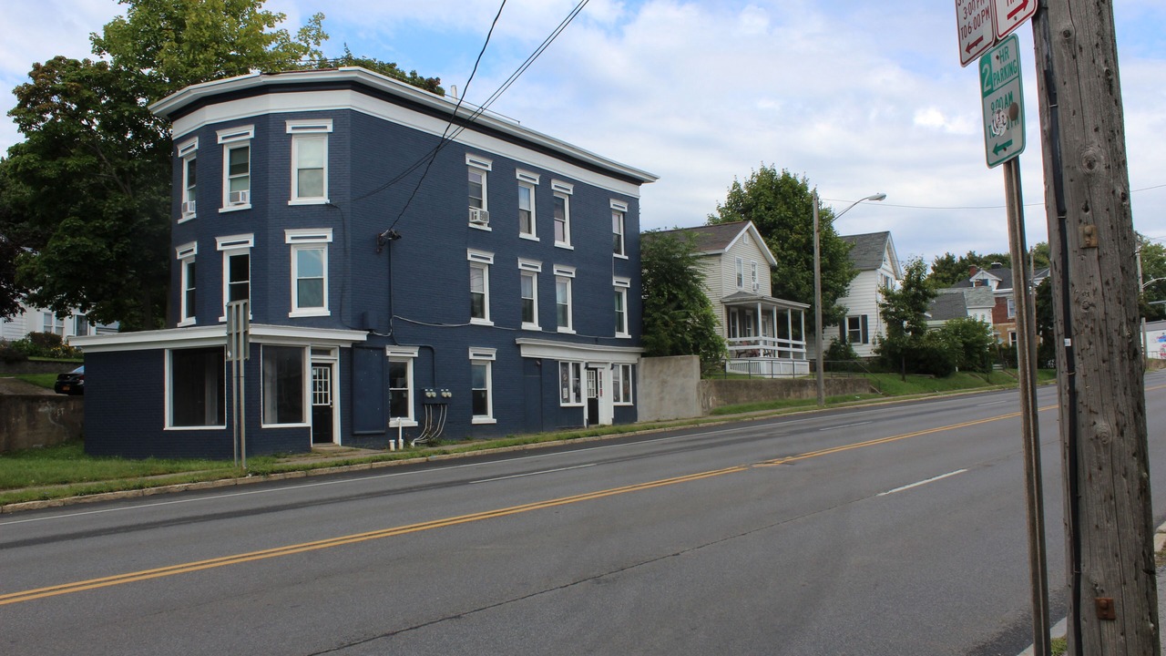 Photo of Outdoor in Oswego