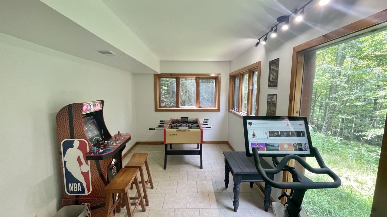Photo of Bedroom in Old Timberline