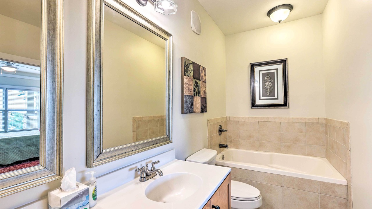 Photo of Bathroom in Talladega
