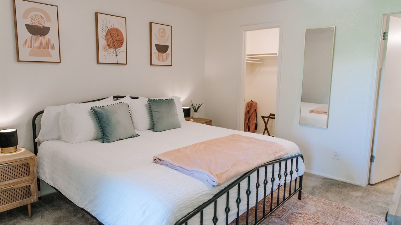 Photo of Bedroom in Midvale