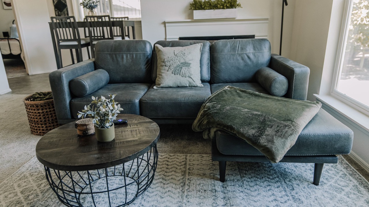 Photo of Livingroom in Midvale
