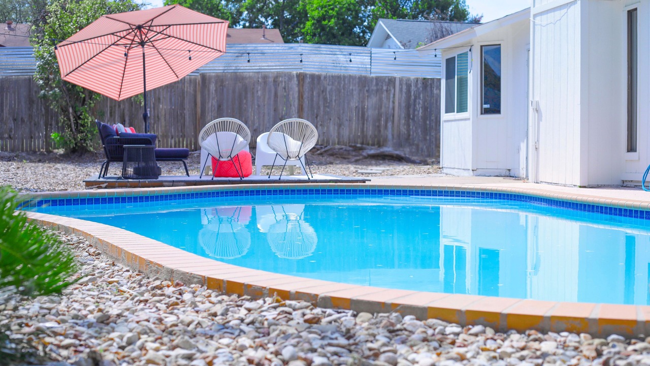 Photo of Outdoor in McNeil