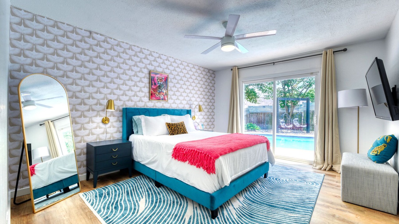 Photo of Bedroom in McNeil