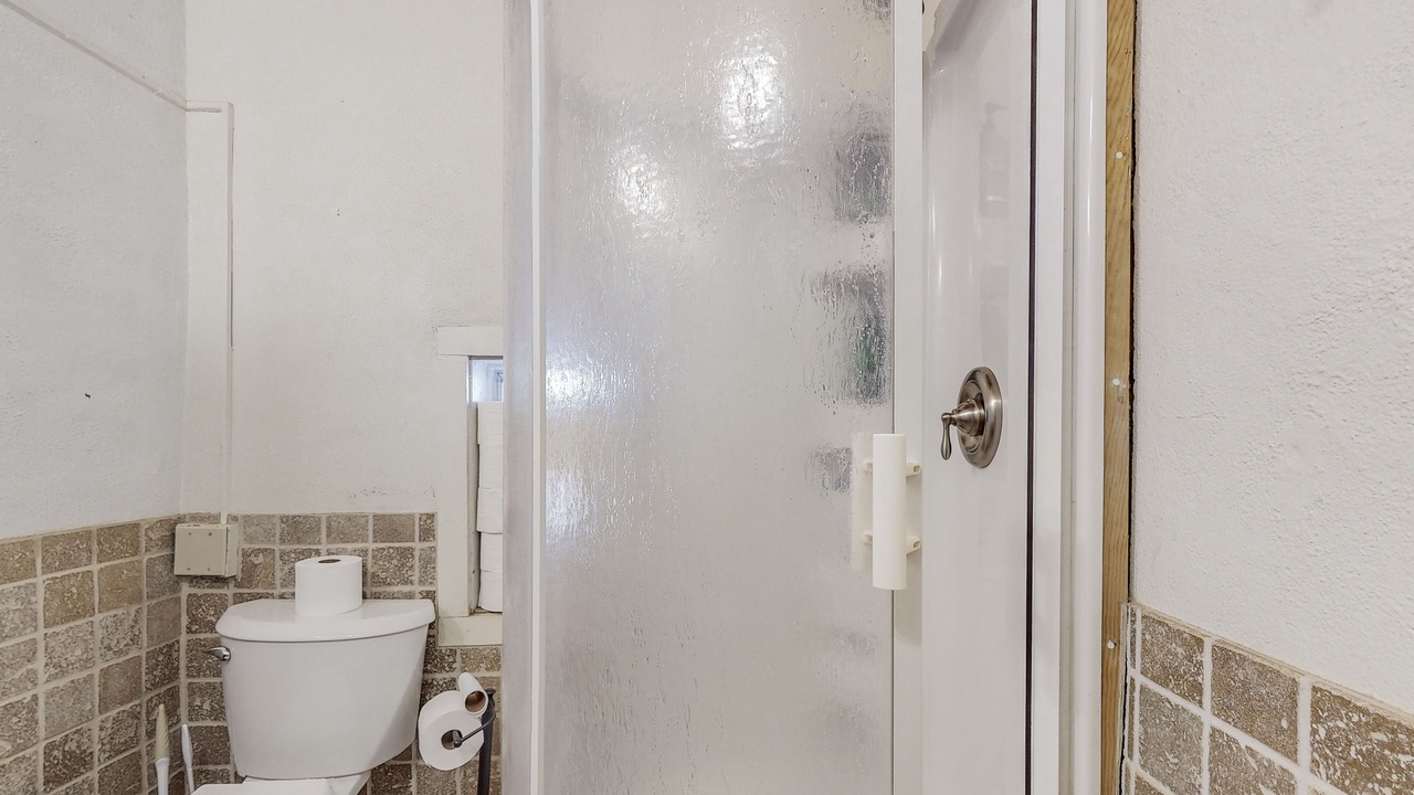 Photo of Bathroom in South Capitol