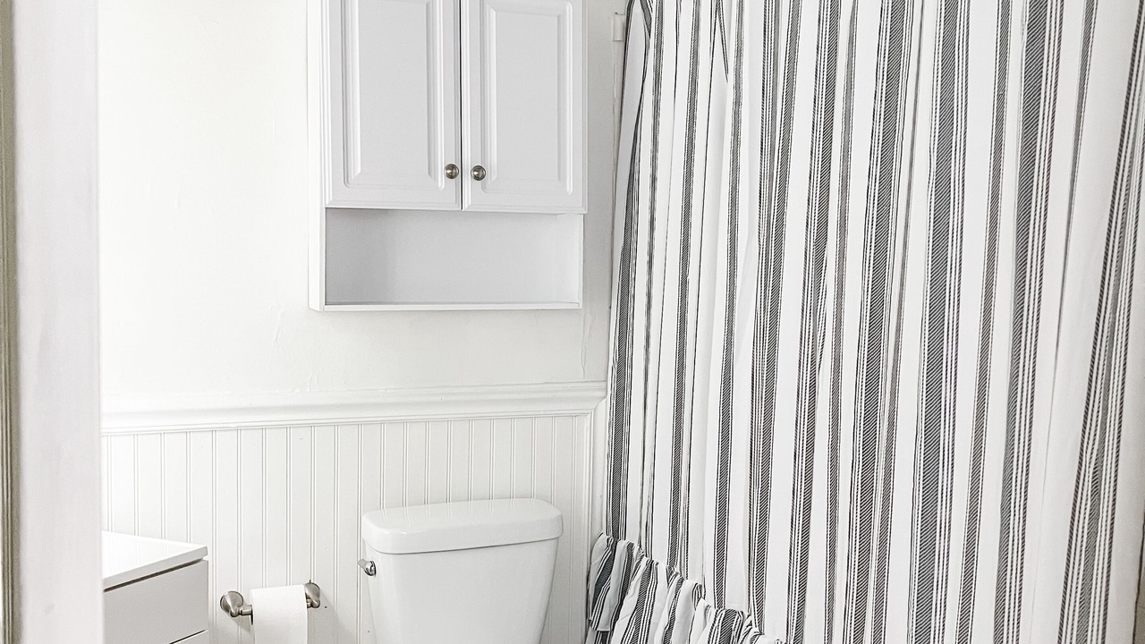Photo of Bathroom in Central Gardens