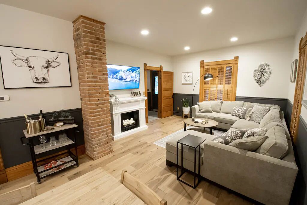 Photo of Livingroom in Littleton